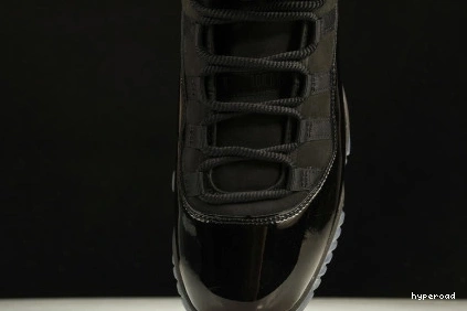 Hyperoad - RETRO 11 CAP GOWN AND JORDAN 0705